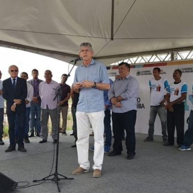 Governador entrega 1ª etapa do Parque Industrial de Caaporã e local a brigará grandes industriais