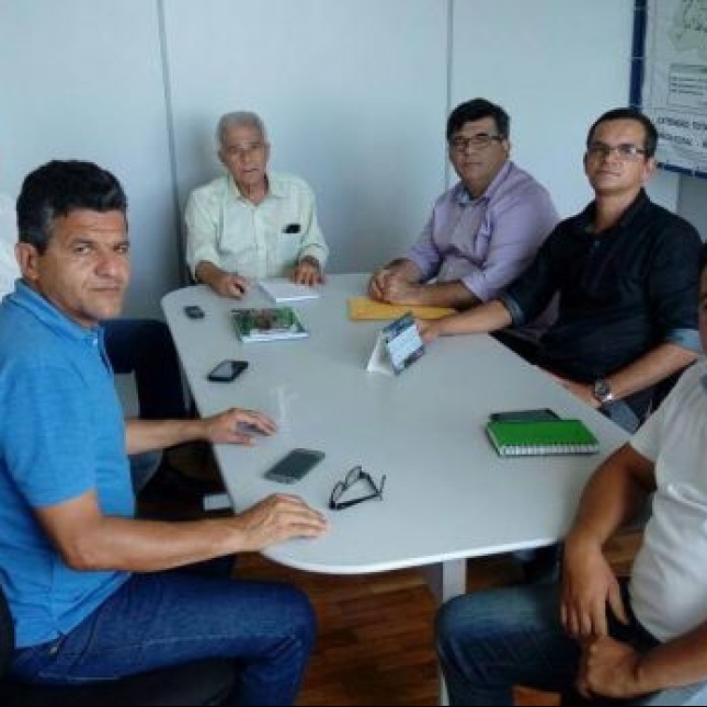 Em reunião no DER, prefeito de Caaporã solicita construção de nova ponte entre Caaporã e Cupissura