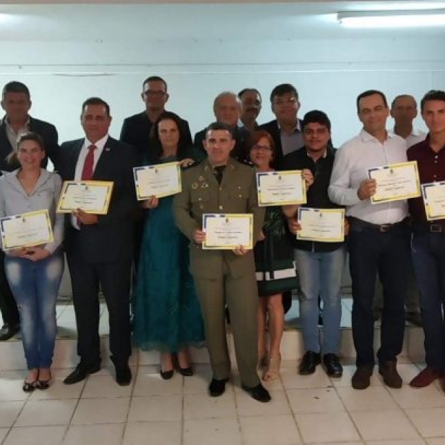 Câmara de Caaporã homenageia profissionais da LafargeHolcim