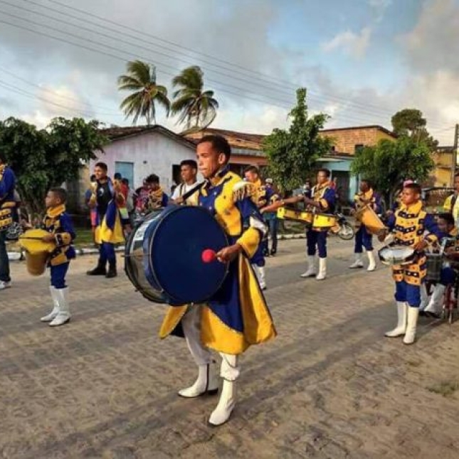 Prefeitura de Caaporã realiza encontro de bandas marciais e fanfarras e atrai grande público
